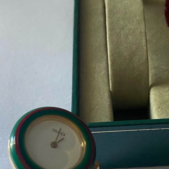 Colorful Women's Watch Set with Interchangeable Bands - Picture 4 of 7